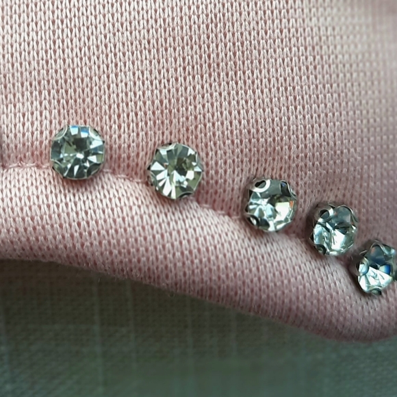 NEW💗open back  hoodie with rhinestone heart🩷!  All eyes will be on you🩷😉💋 - Picture 5 of 10